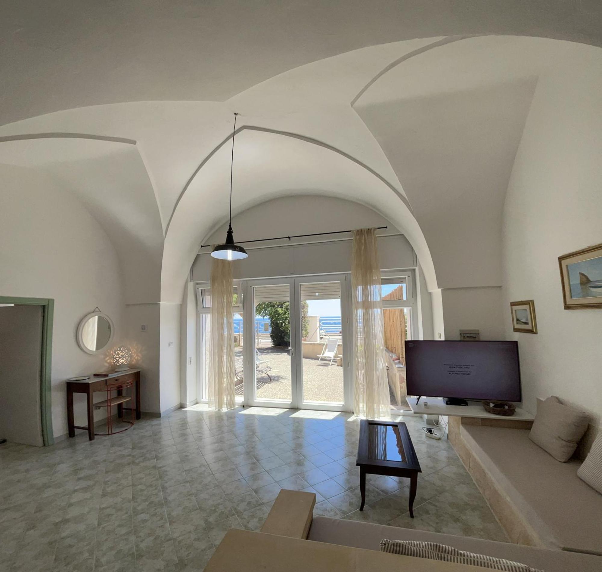 Villa Lina 玛丽娜塞拉 外观 照片